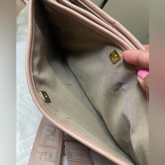 💗RARE FENDI Crossbody Bag - Picture 14 of 16